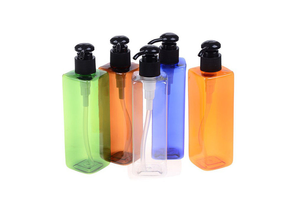 O cosmético plástico conveniente engarrafa cores personalizadas da grande capacidade
