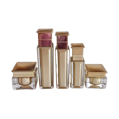 Customizable Luxury Transparent Acrylic Cosmetic Bottles For Skin Care In Various Capacities