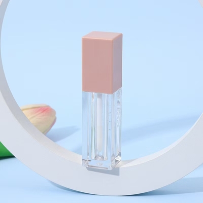 Gloss de lábios Mudança de jogo Tubos giratórios e retráteis em várias cores para itens de celebridades da Internet