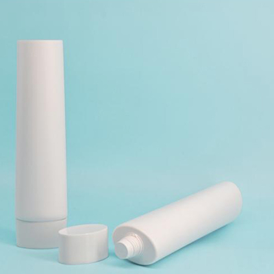 Embalagem cosmética em branco de cor personalizada tubo PE com carimbo