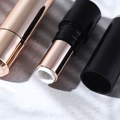 Batom Brilho Labial para Todos os Tipos de Pele Lábios Vazios Tubo de Batom Tubo de Plástico para Embalagem Cosmética