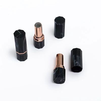 Contenedor de tubos de batom octagonal com acento dourado rosa