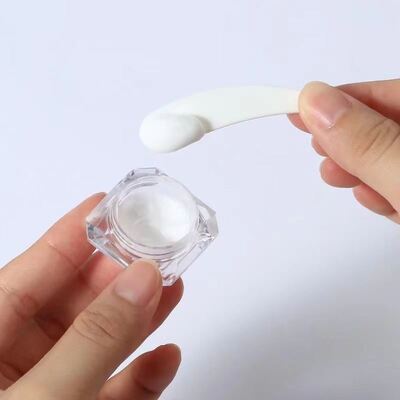 Pote de creme transparente portátil de viagem em material PS 3g 5g com opções de cores múltiplas Suporta impressão em seda colorida Personalizado Usado para embalagem de cuidados com a pele