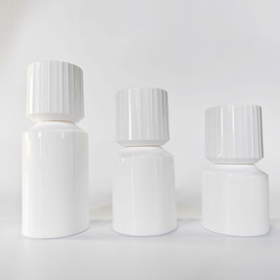Flasca de bomba de vácuo sem ar de PP branco 30ml 50ml 80ml 100ml Vazio Loção cosmética recarregável recipiente portátil de cuidados com a pele soro hidratante frasco de vácuo para embalagens de beleza