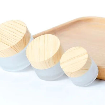 5g 10g 15g 30g 50g Frascos de creme de vidro fosco vazios recarregáveis ​​de madeira natural à prova de vazamentos recipientes de armazenamento de viagem para creme para os olhos máscara facial cuidados com a pele