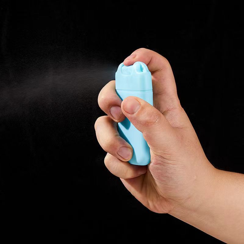 Spray de Perfume com Cartão de Plástico de 10ml Mais Vendido Com Pingente Suporta Personalização