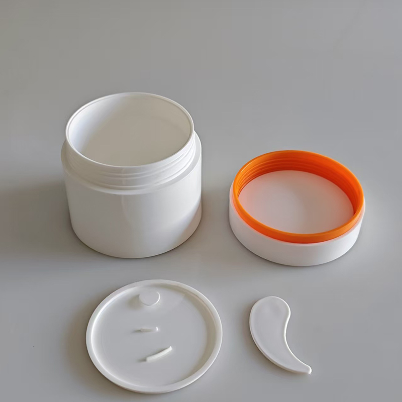 Farol de creme de PP cosmético 120g 200g com colher e suporte de junta de mão personalizada