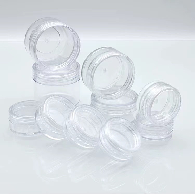 Frasco de creme plástico cosmético transparente com tampão de parafuso